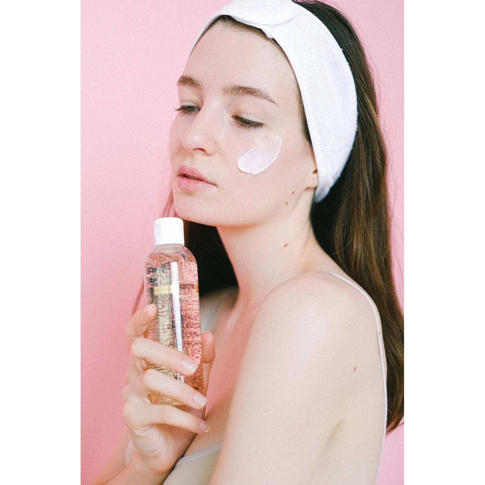 Shower scrub